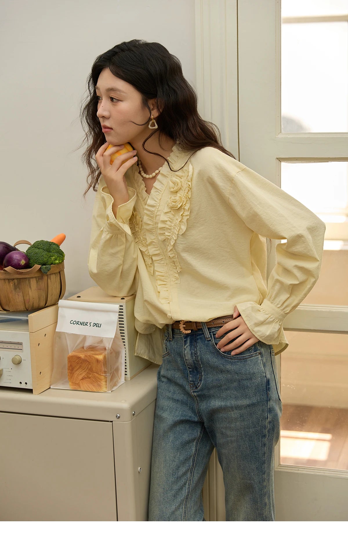 MISHOW Hand Sewn Rose Blouse for Women Autumn 2025 V-neck Edible Tree Fungus Edge Tops Sweet Lantern Sleeves Blouses MXE44X2470