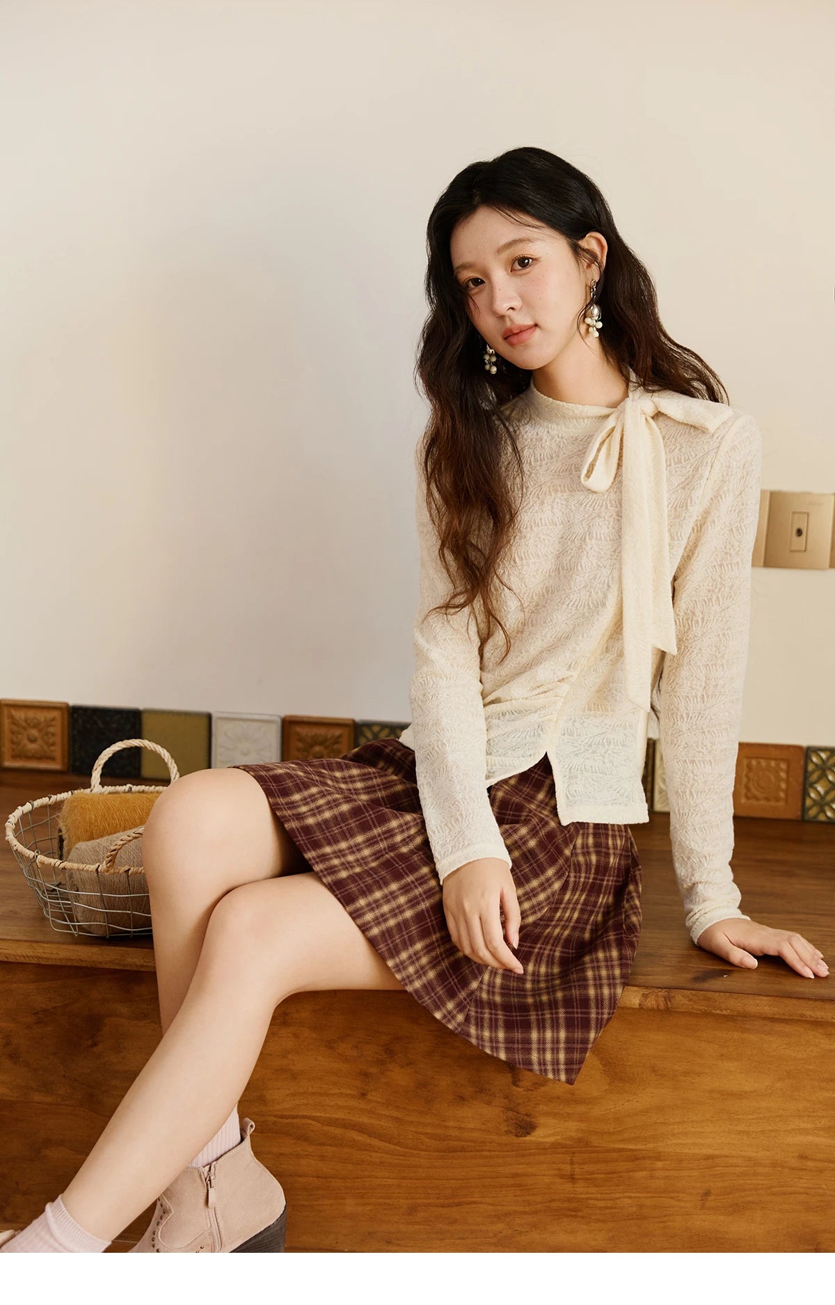 MISHOW Lace Base Tops for Women Autumn 2025 Retro Stand Neck Lace Up Bow Thin Sweater Apricot Waist Knitted Inner Top MXE45Z1382