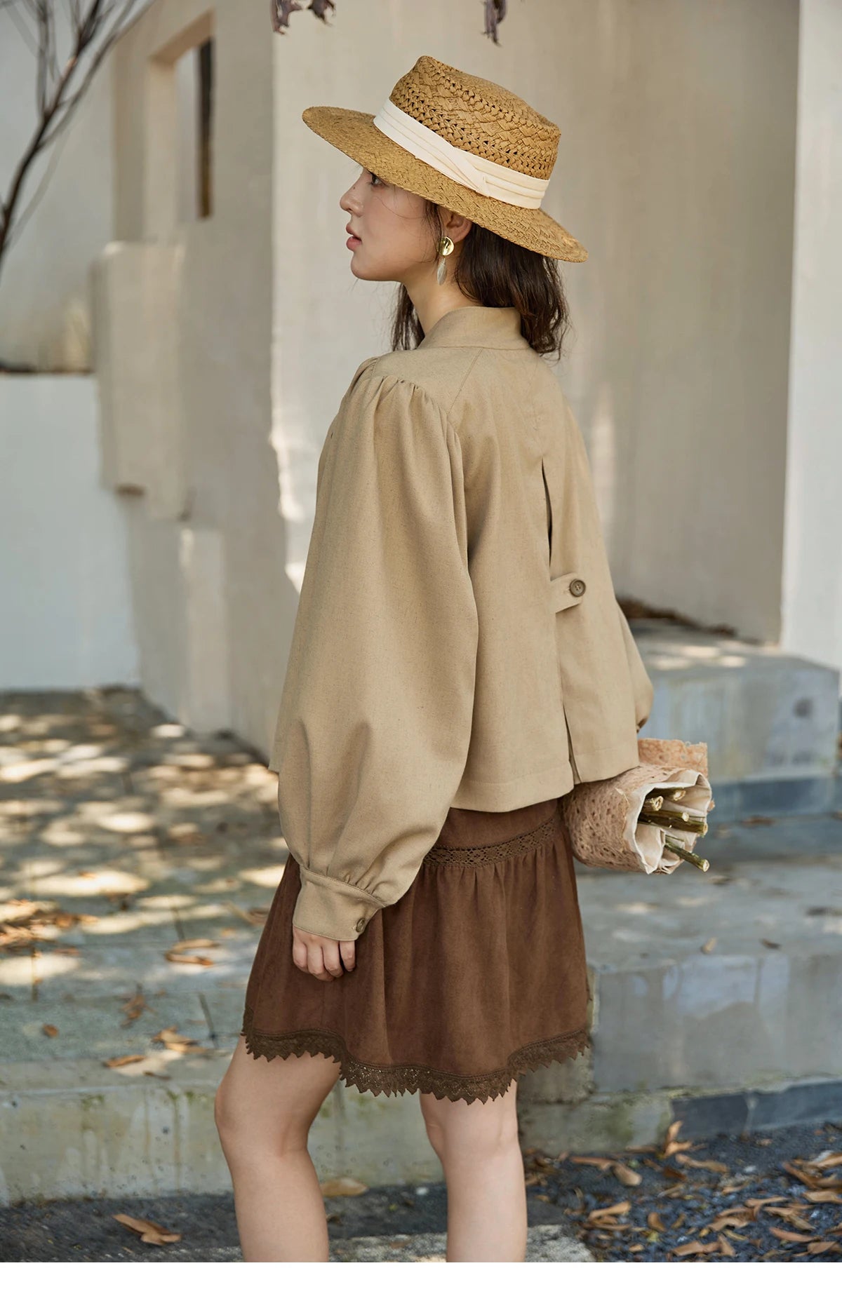 MISHOW British Trench Coat 2025 Autumn Women's Light Brown Stand Collar Coats Female Single Breasted Versatile Jacket MXE43W0802