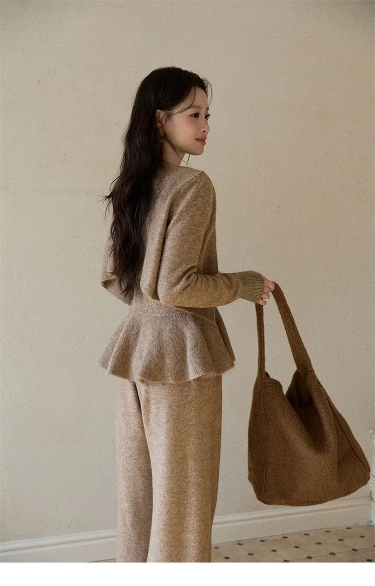 MISHOW Khaki Knitted Three-Piece Winter Set for Woman RetroThree-Dimensional Floral Camisole Cardigan Wide-Leg Pants MXE87T1449