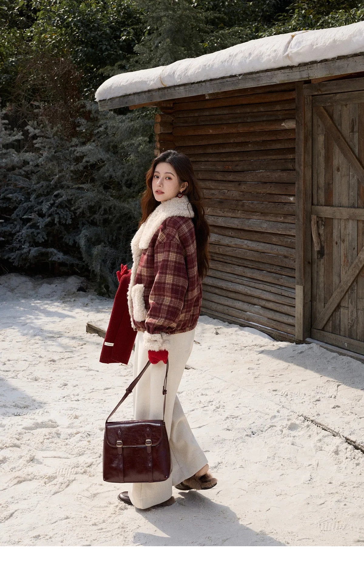 MISHOW Christmas Women's Retro Plaid Jacket 2025 Winter Large Lapel Tops Thickened Cotton-Padded Warm Short Coat MXE87W1004