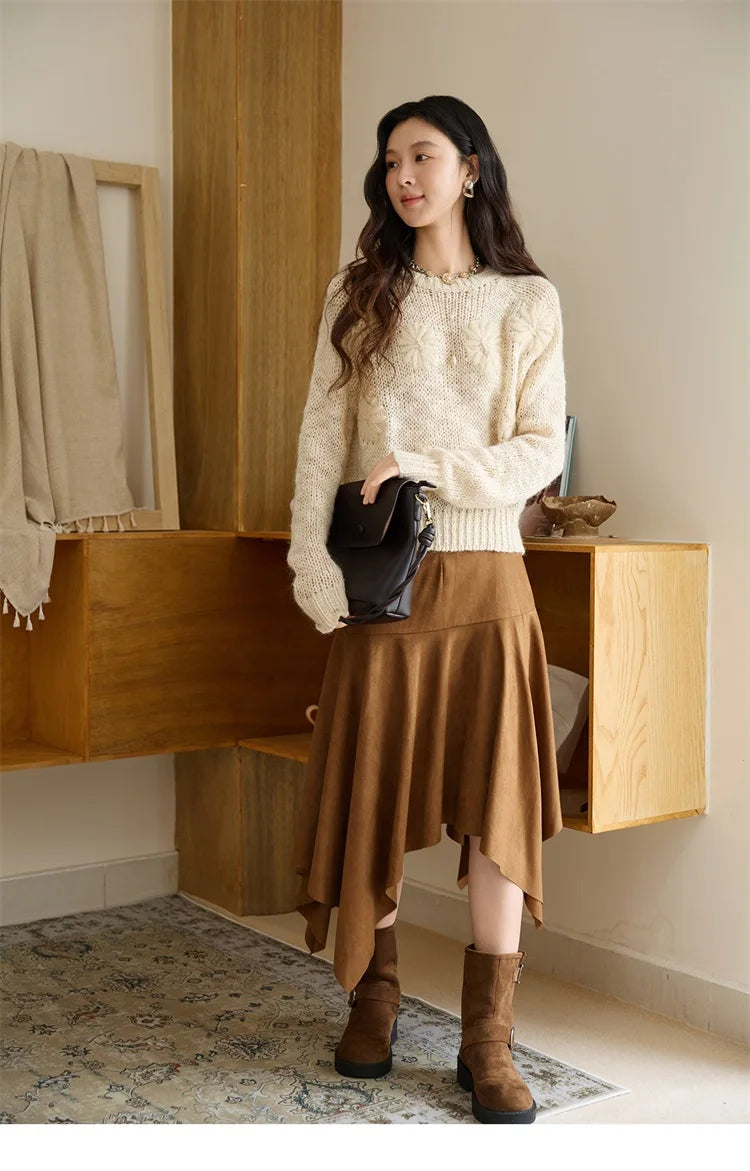 MISHOW Women's Hook Flower Wool Knitted Sweaters Autumn Apricot Wool Blend Loose Lazy Style Top Retro O-neck Sweaters MXE47Z2577