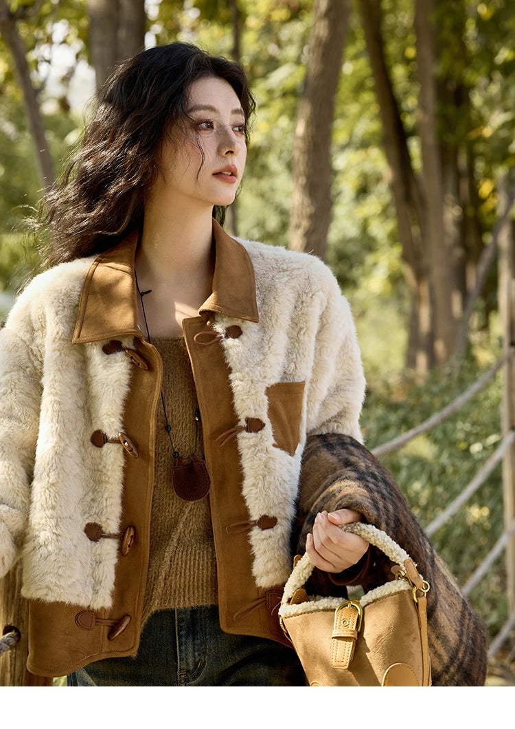 MISHOW Lamb Wool Short Jacket Women Ox Horn Button 2024 Fall Winter New Fashion Warm Loose Splicing Suede Top MXD36W0504
