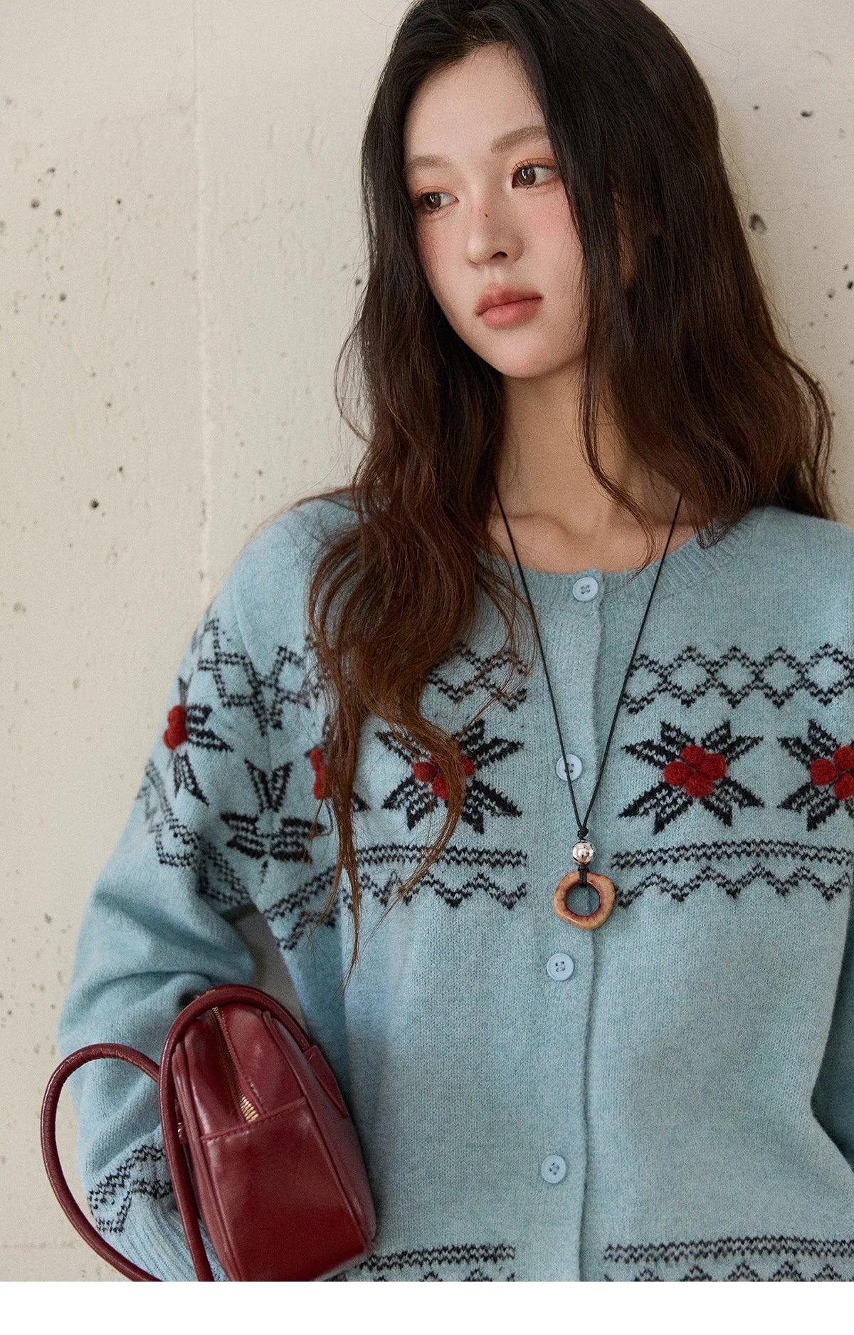 MISHOW Women's Geometric Jacquard Fair Isle Sweater 2025 Winter Retro Blue O-Neck Single-breasted Commuter Cardigan MXE86Z2734