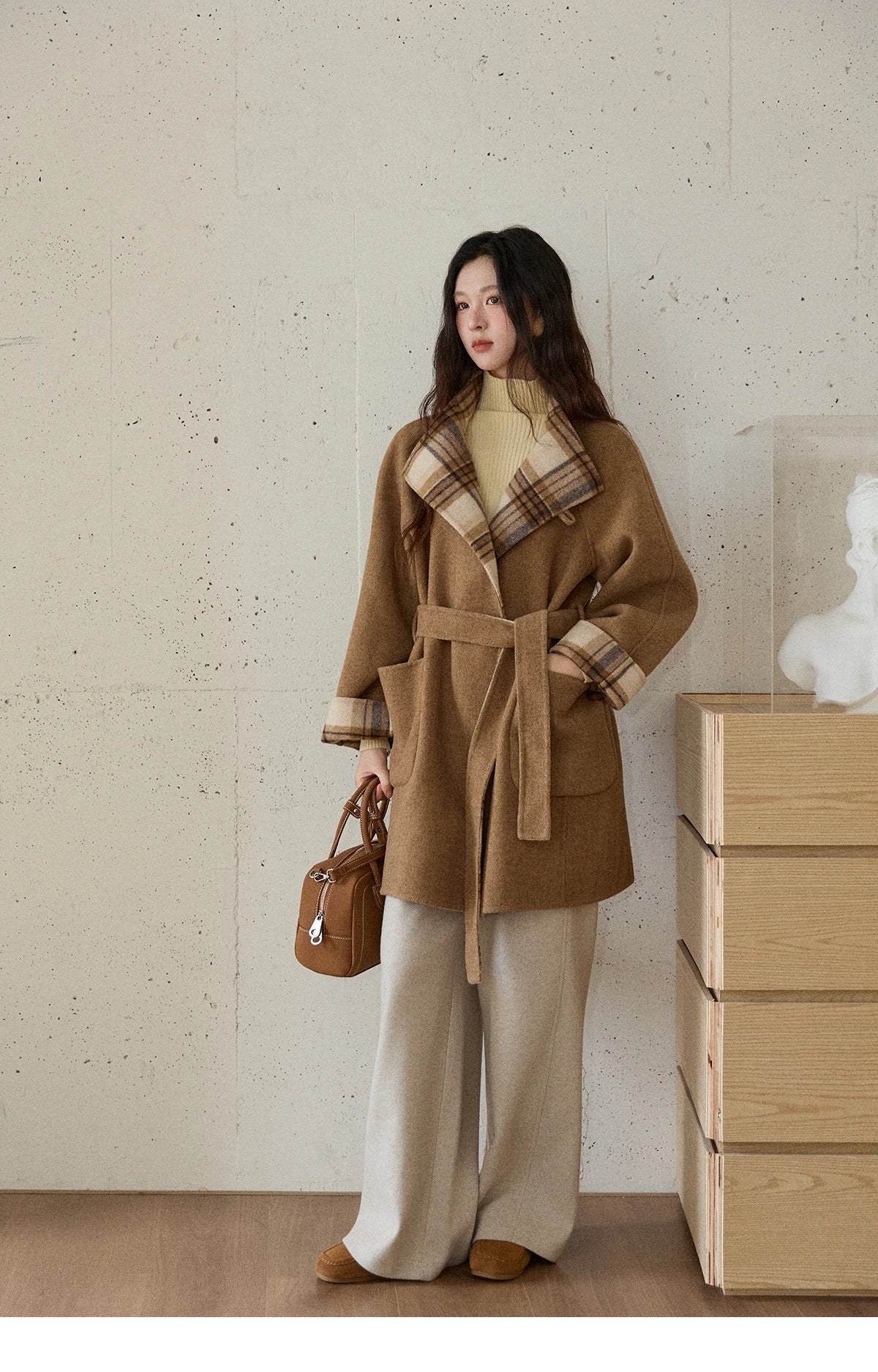 MISHOW Plaid Double-faced Wool Coat Women 2025 Winter Retro Lapel Single Buckle Loose Mid-length Coat Woman Clothes MXE89W0898