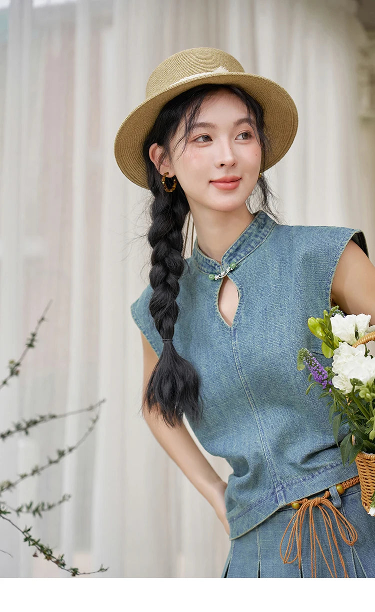 MISHOW Chinese Water Droplet Hollowed Stand Collar Vest Pleated Denim Skirt Separately Summer Retro Denim Collection MXD21X1465