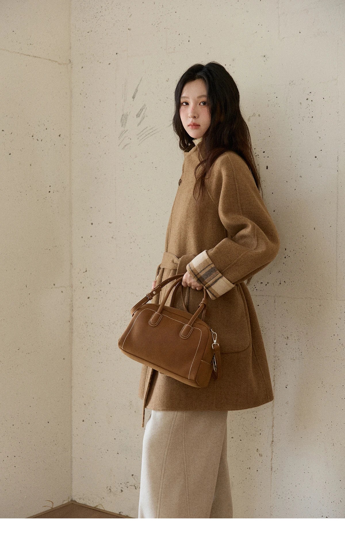 MISHOW Plaid Double-faced Wool Coat Women 2025 Winter Retro Lapel Single Buckle Loose Mid-length Coat Woman Clothes MXE89W0898