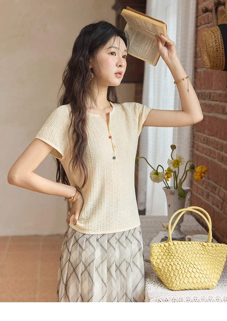 MISHOW Short Sleeved Knitted T-shirt for Women Summer 2025 Twisted Design Dopamine Button Tees Slim Breathable Top MXE34Z1243