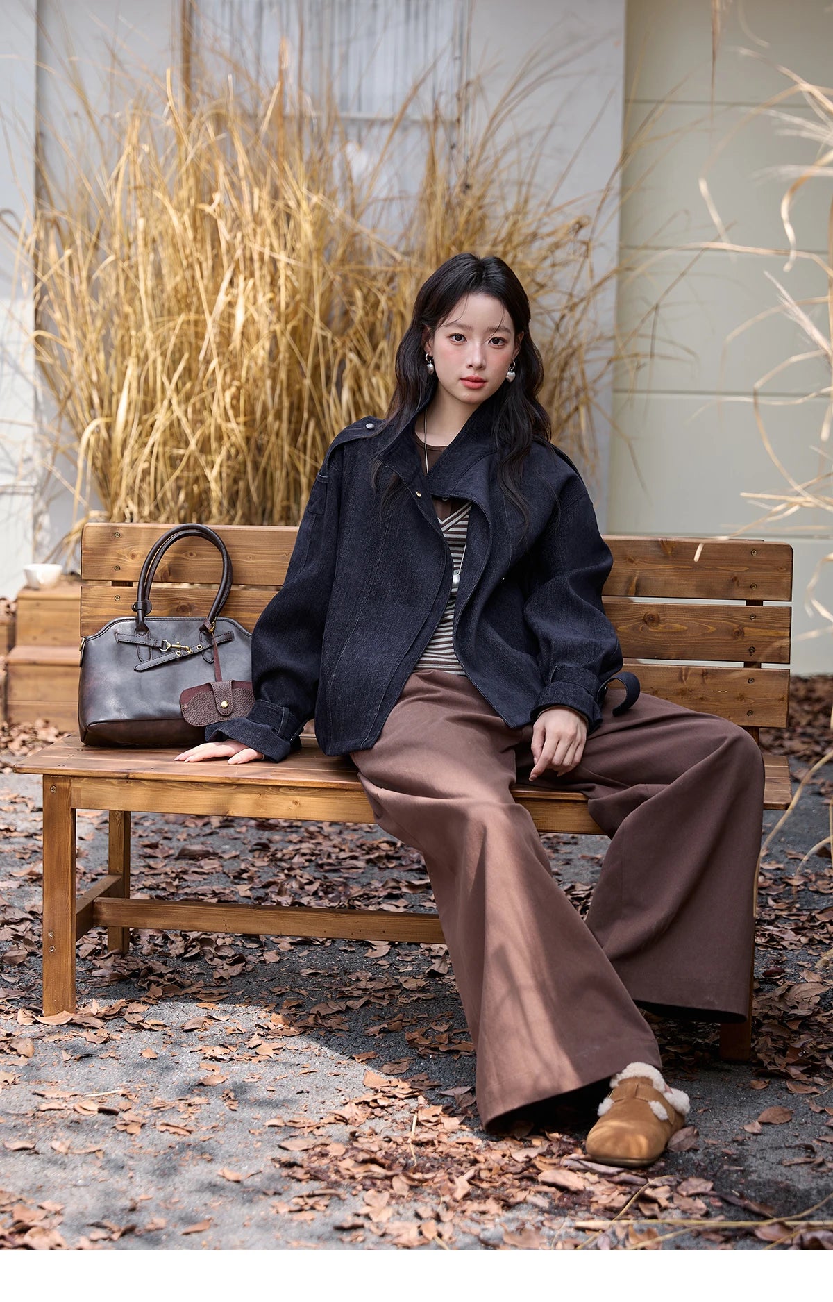 MISHOW Navy Blue Short Jacket for Women 2025 Autumn Winter Safari Style Stand Collar Epaulette Design Cuff Jacket MXE49W0901