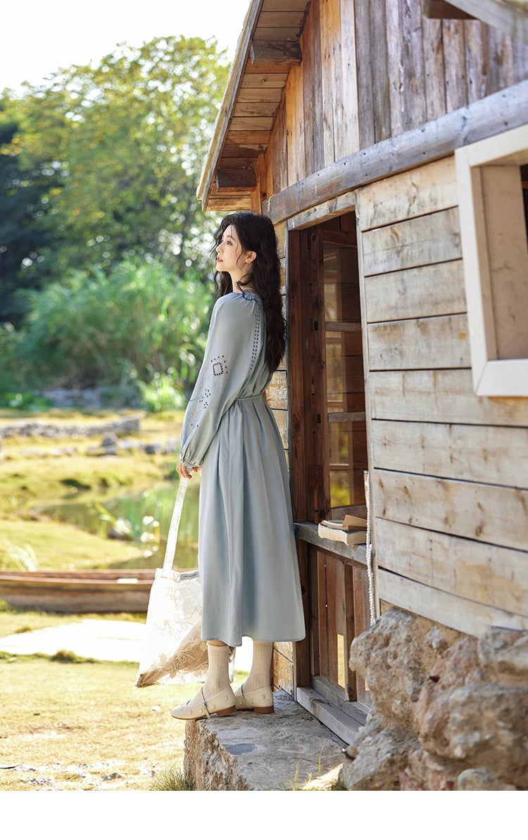 MISHOW French Hollow Lace Dress for Women 2025 Spring Vacation Slim Waist V-neck Dresses Loose Beach Fairy Dresses MXE12L2091