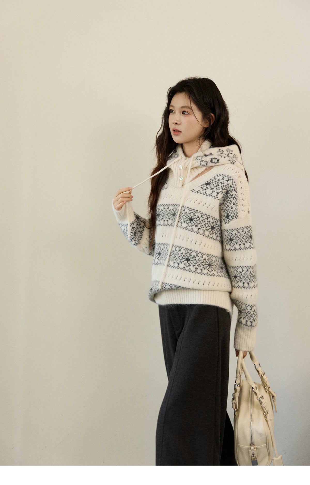 MISHOW Women's Fair Isle Knitted Sweater 2025 Winter V-neck Wool Blend Casual Tops Removable Hood Warm Loose Sweaters MXE94Z2979