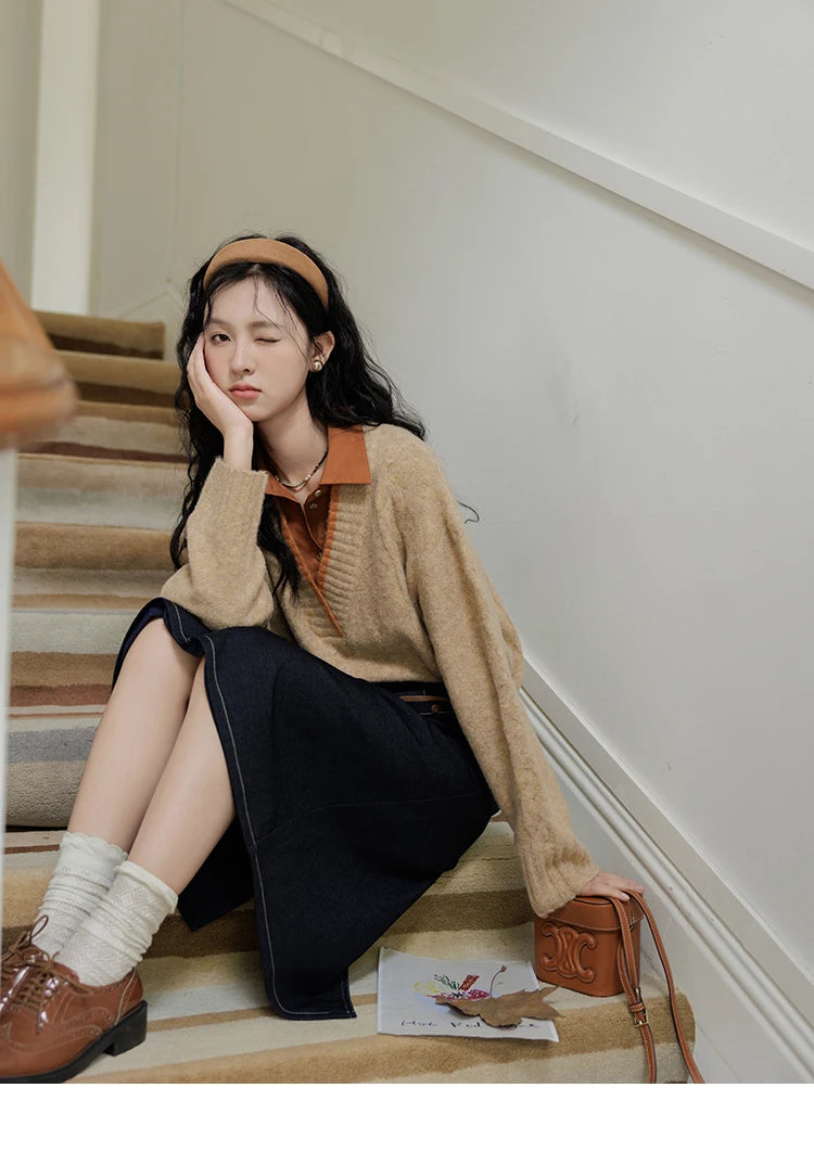 MISHOW Vintage Sweater False Two-piece Sweet Fashion V-neck Knitwear 2024 Fall New Vintage Versatile Sweater Tops MXD42Z0695