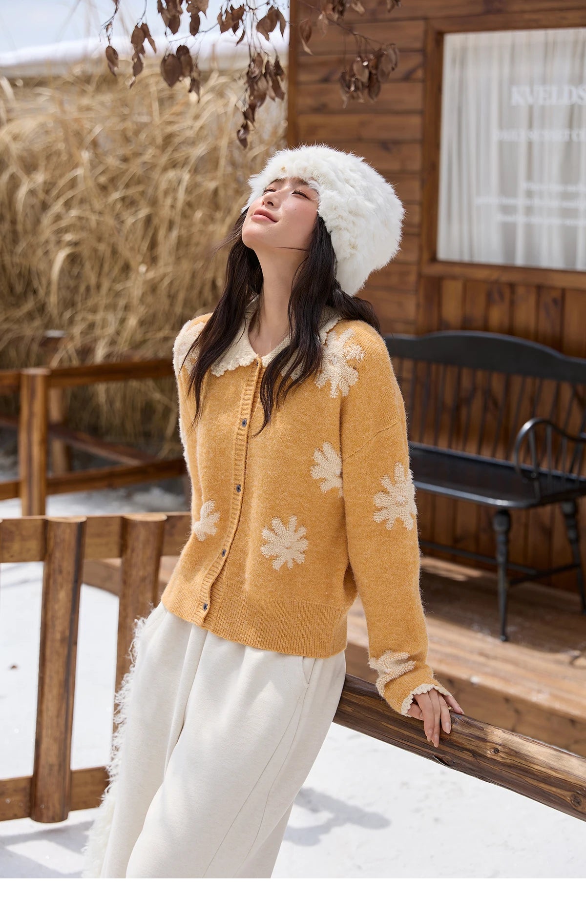 MISHOW Yellow Retro Jacquard Cardigan Women 2025 Autumn Winter Lazy Style Turn-down Collar Loose Sweater Office Lady MXE88Z2691