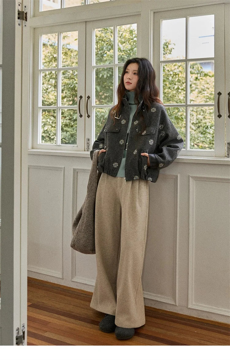 MISHOW Women's Winter Pants 2025 Retro Trousers with Three-dimensional Pleats Pants Pocket Decoration Wide Leg Pants MXE90K1129