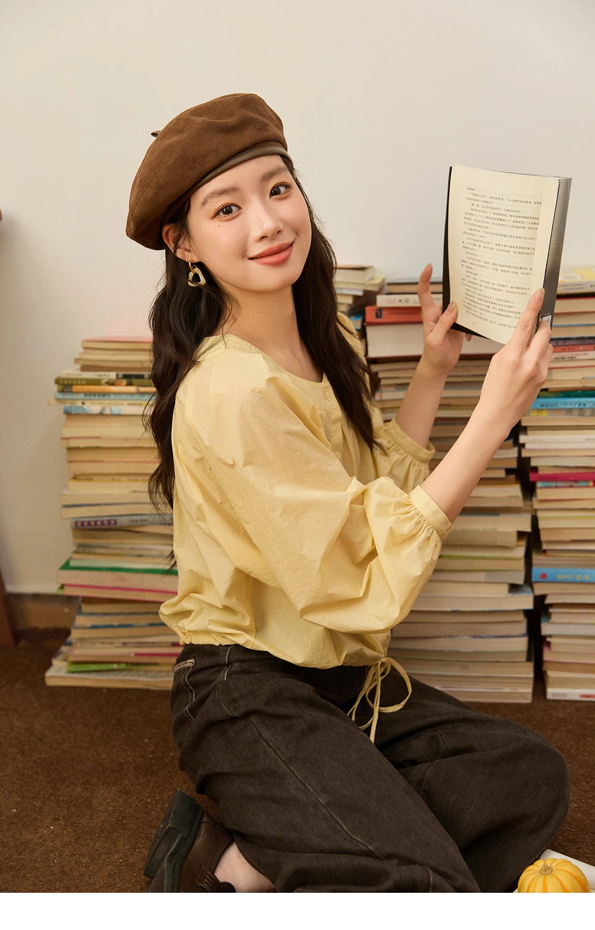 MISHOW Light Yellow Pleated Shirt 2025 Autumn Drawstring Hem Lantern Sleeve Top O-neck Cotton Blend Casual Shirts MXE45X2490