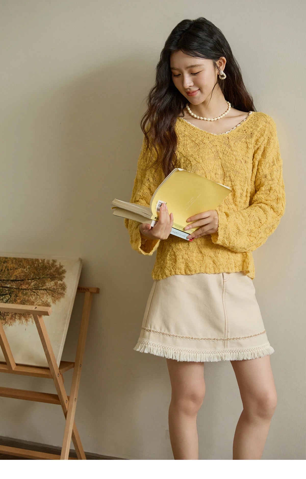 MISHOW Bamboo Loop Yarn Knitted Sweater for Women Autumn 2025 Hollow V-neck Lace Sweater Casual Solid Pullovers Tops MXE43Z1349