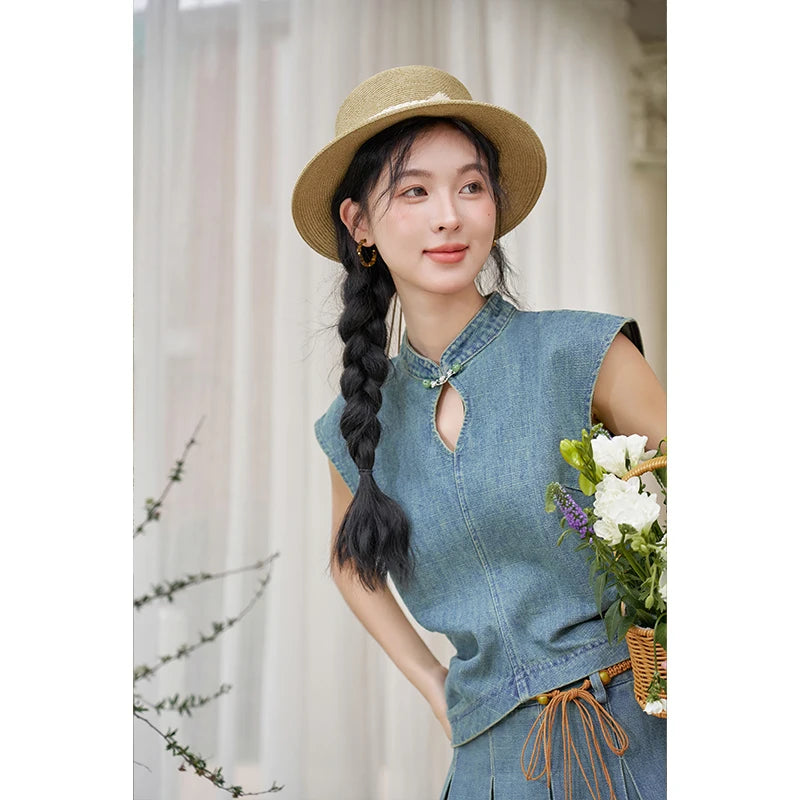 MISHOW Chinese Water Droplet Hollowed Stand Collar Vest Pleated Denim Skirt Separately Summer Retro Denim Collection MXD21X1465