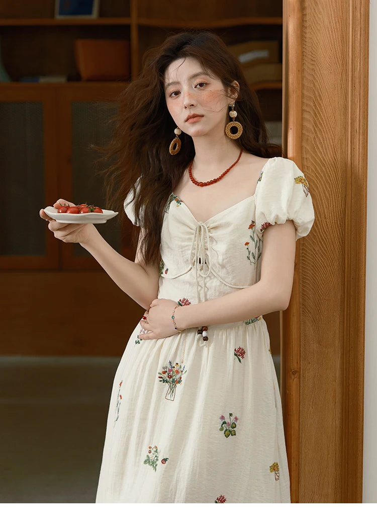 MISHOW Fashion Flower Embroidery Dress for Women Summer 2025 New Square Neck Lace Up Puff Sleeve Large Swing Dresses MXE37L2315