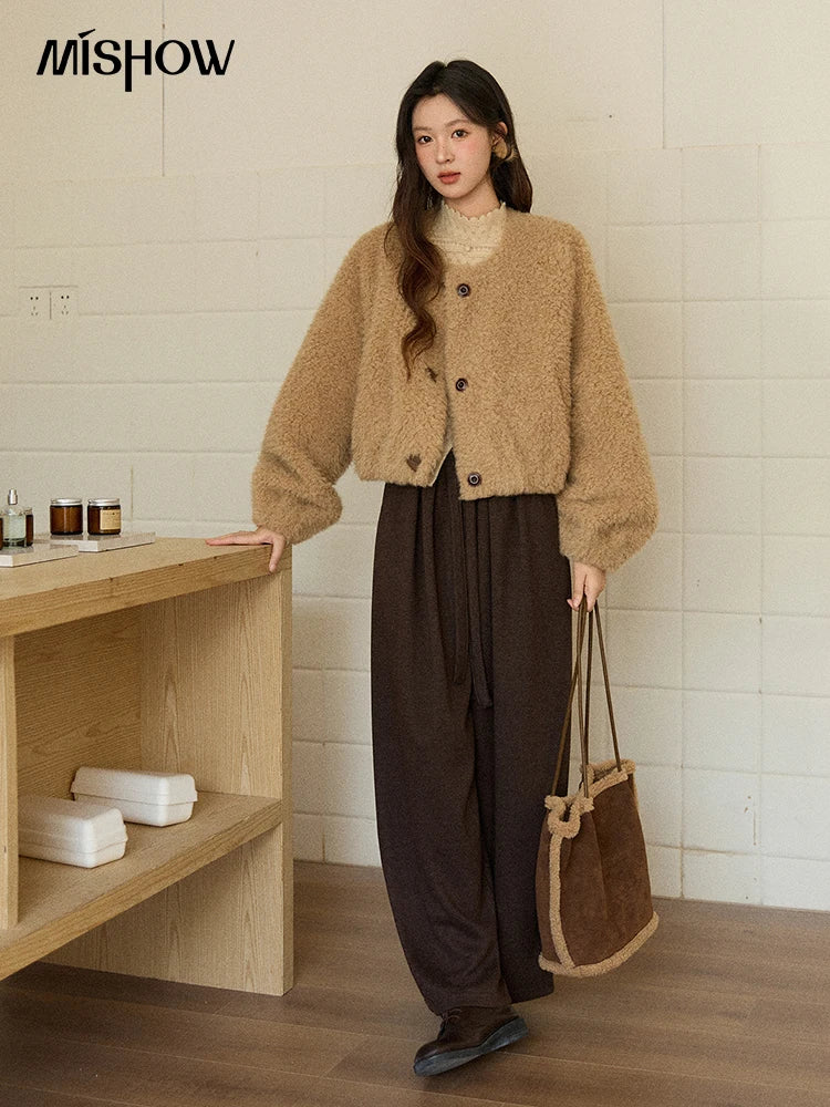 MISHOW Women's Lamb Wool Jacket 2025 Winter Retro Casual Coat Crew Neck Long Sleeve Soft Jacket Commuting Windproof MXE90W0995