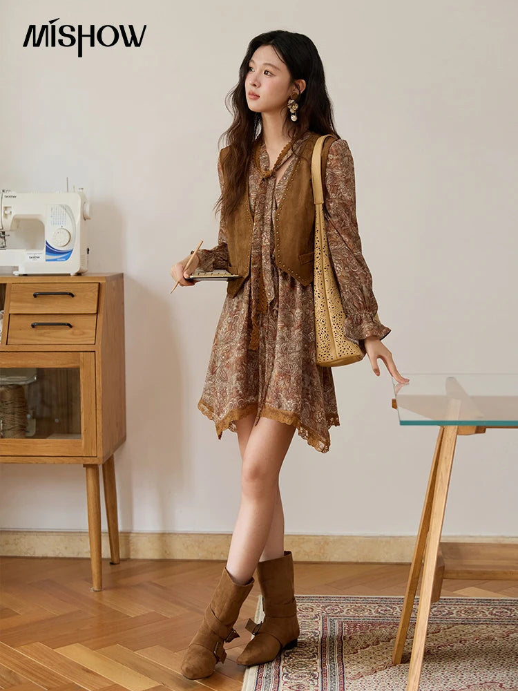 MISHOW Suede Vest Jacket for Women 2025 Autumn French Vintage Sleeveless Thin Vest Coat Rivet Design V-neck Vests MXE46L2518