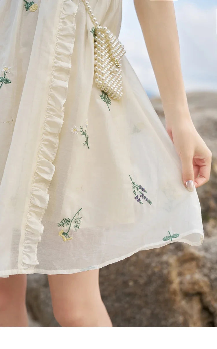 MISHOW Elegant Fairycore Embroidery Flower Dresses 2025 Summer A-line Flare Sleeve Ruffles Sweet Knee-Length Dresses MXC38L1518