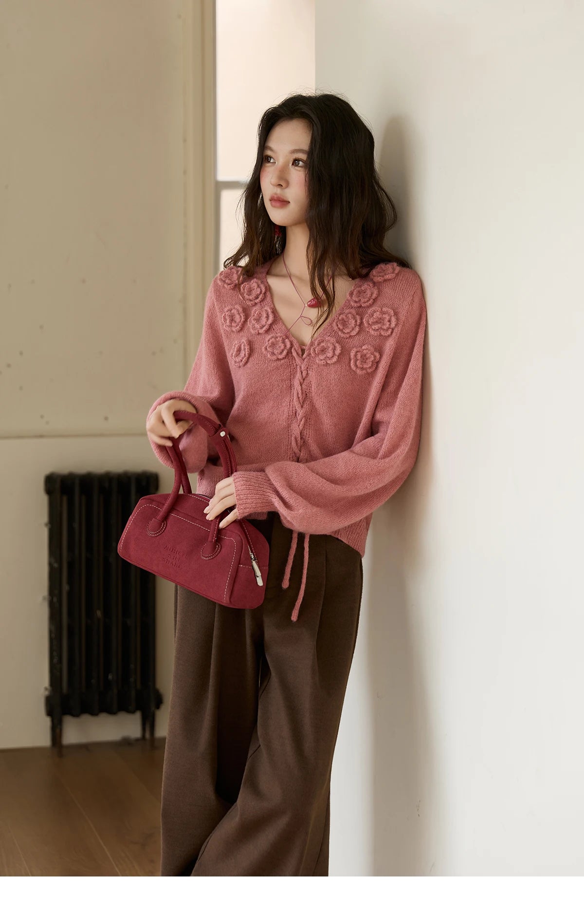 MISHOW V-Neck Sweater 2025 Autumn Winter French Loose Pink Three-Dimensional Rose Knitted Pullovers Long-sleeved Tops MXE88Z2708