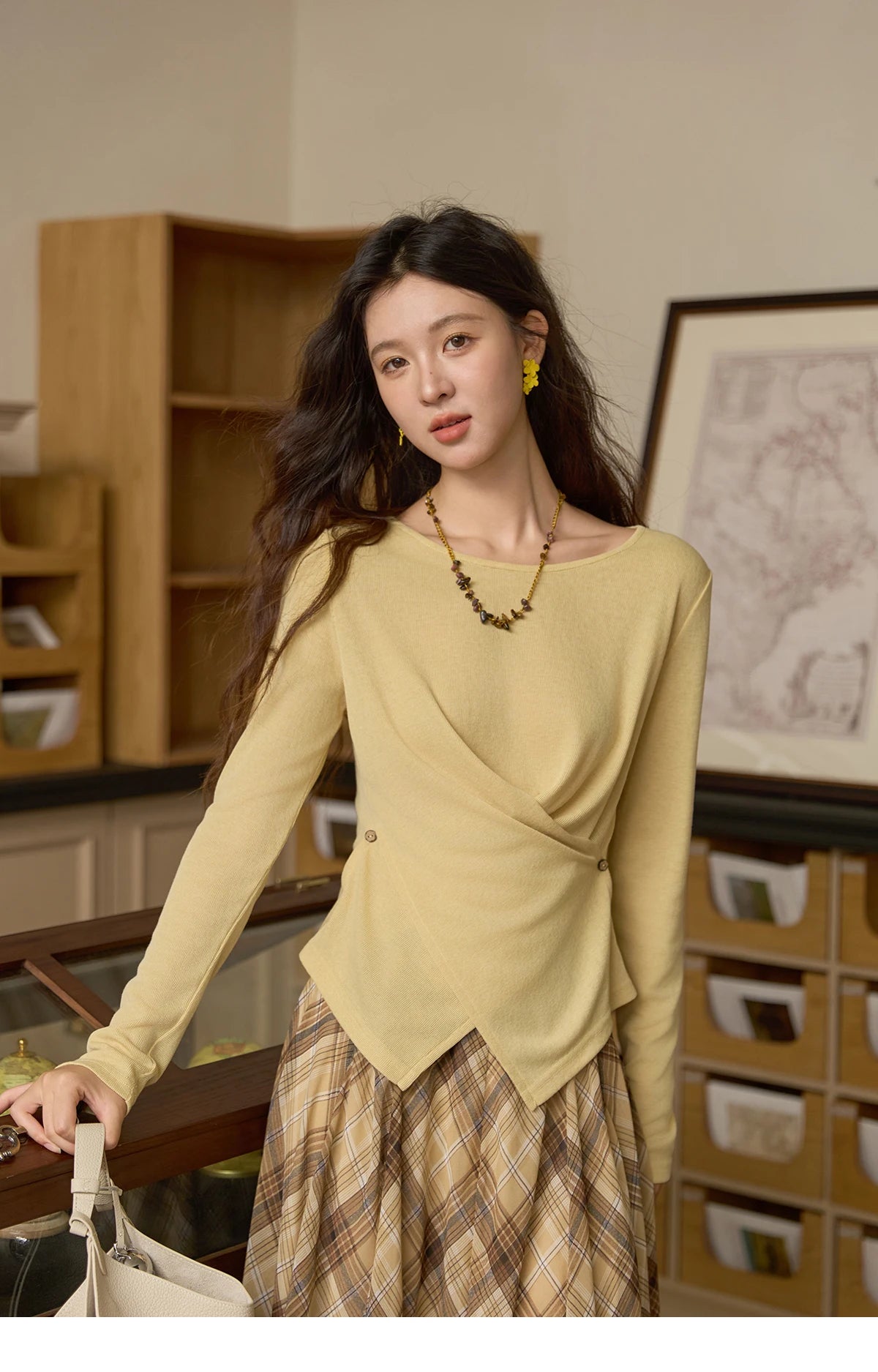 MISHOW Women's Cross Wrap Waist Defining Knitted Top 2025 Autumn French Scoop Neck Knitted T-Shirts Soft Slim Tops MXE43Z1344