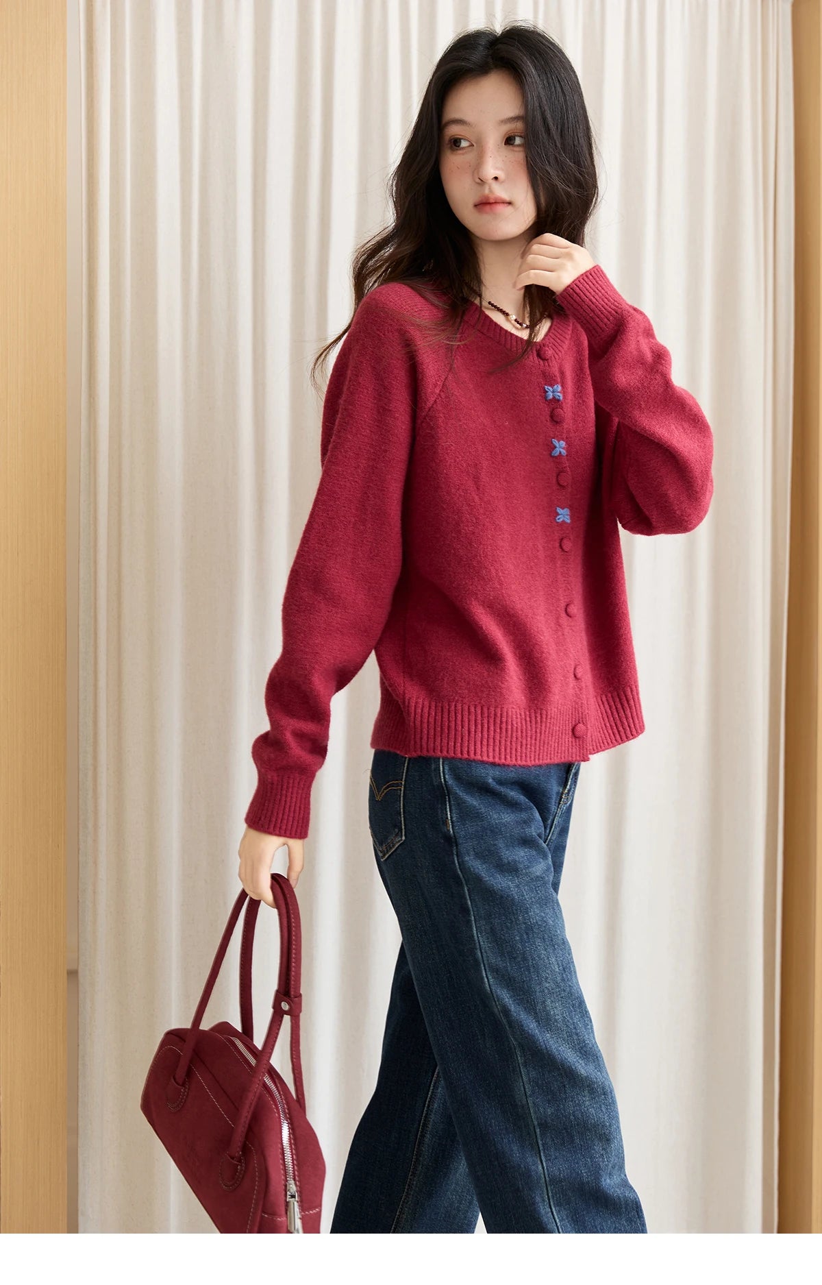 MISHOW Red Knitted Cardigan for Women 2025 Autumn Round Neck Single Breasted Buckle Embroidered Casual Cardigans Lady MXE47Z2621