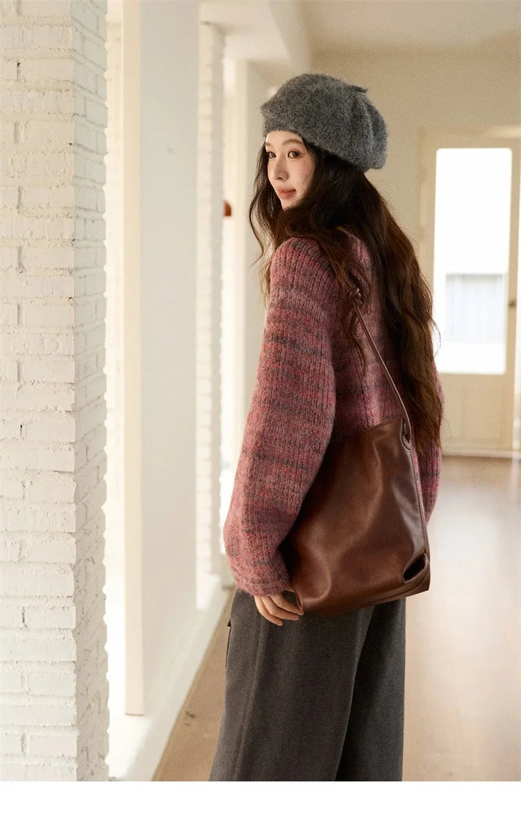 MISHOW Women's Blue Sweater 2025 Winter Fashion Loose Crew Neck Long Sleeve Pullover Pullovers Soft Versatile Top MXE86Z2733