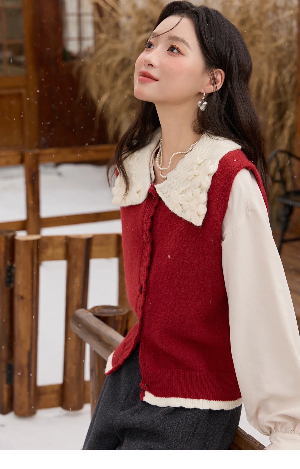 Mishow Black Peter Pan Collar Knitted Vest MXE45Z2484