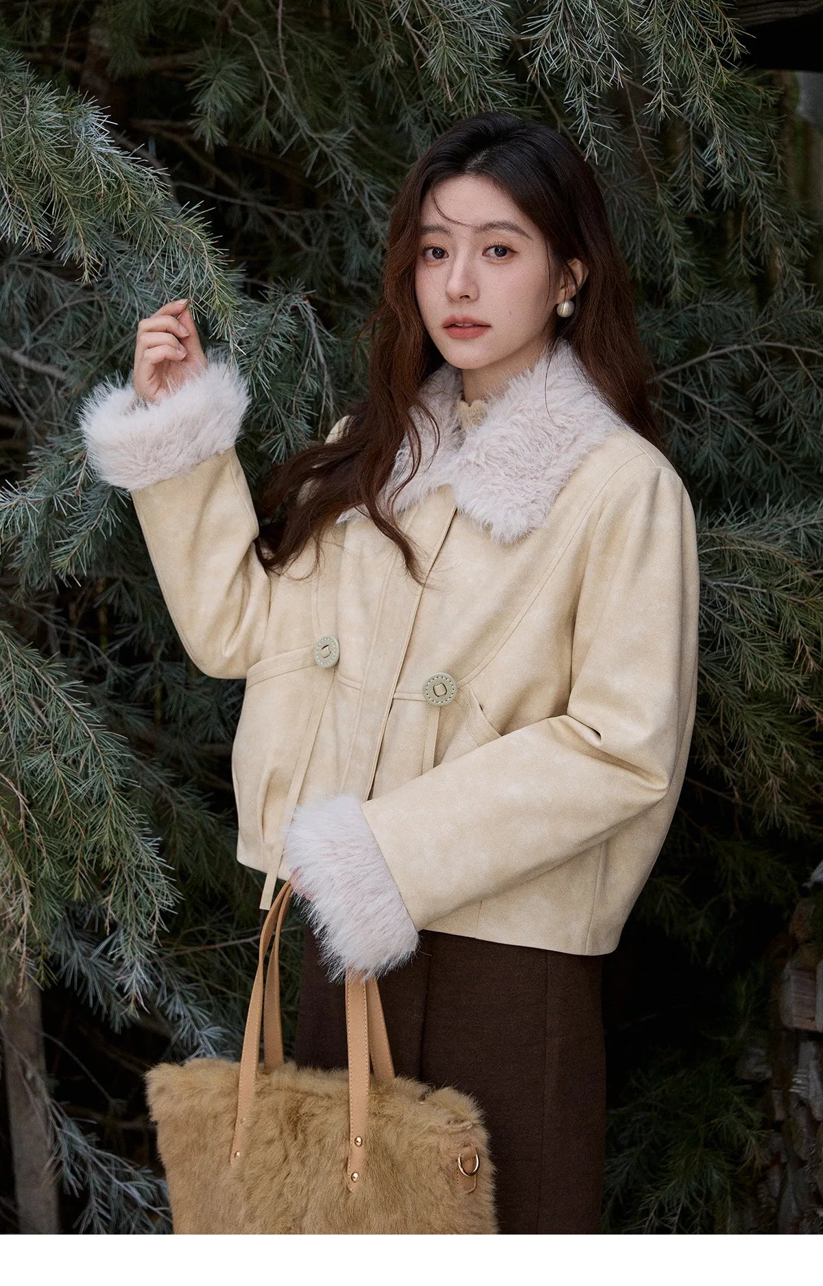 MISHOW Apricot Suede Jacket with Plush Collar Lapel for Women 2025 Winter Warm Overcoat Ladies Retro Thickening Coats MXE91W0987