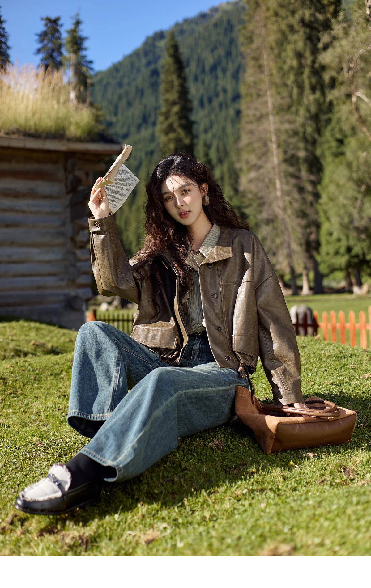 MISHOW Retro Button Long Sleeved Striped Shirt for Women 2024 Autumn Korean Flounce Polo Neck Casual Tops Office Lady MXD41C0321