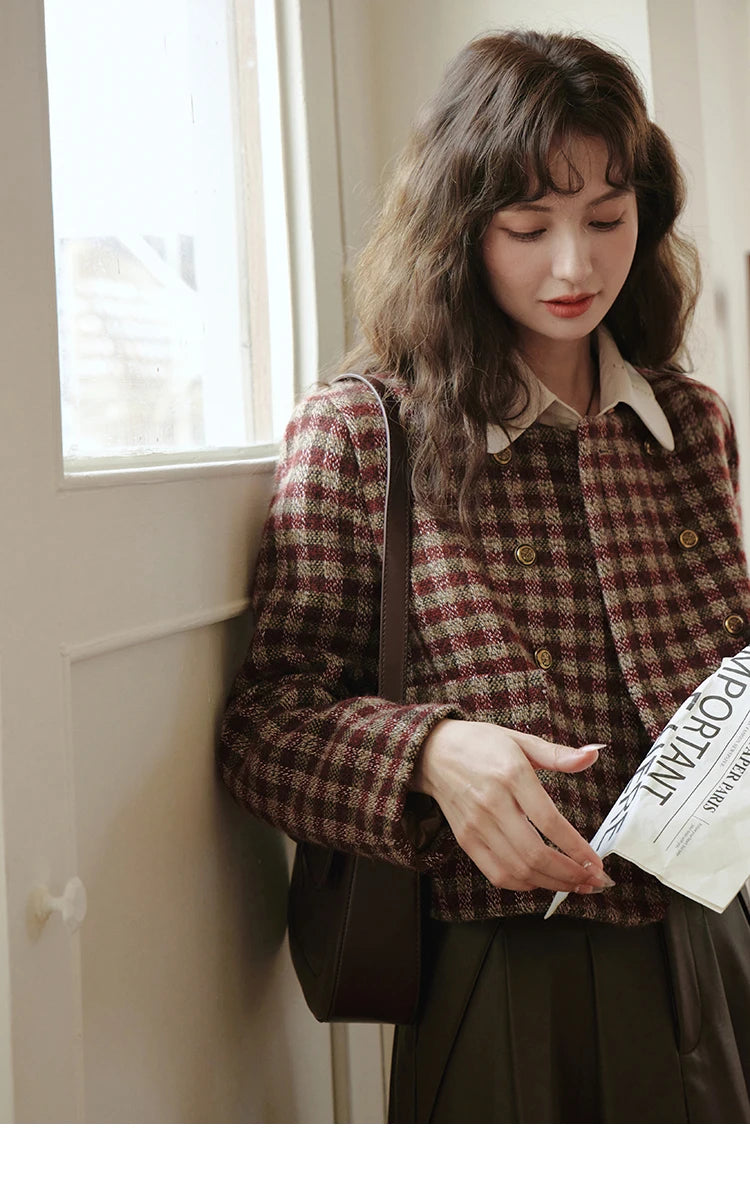 MISHOW Women's Vintage Plaid Coat 2024 Autumn French Single Breasted Crew Neck Crop Woolen Tops Office Lady Outerwear MXC48W0175