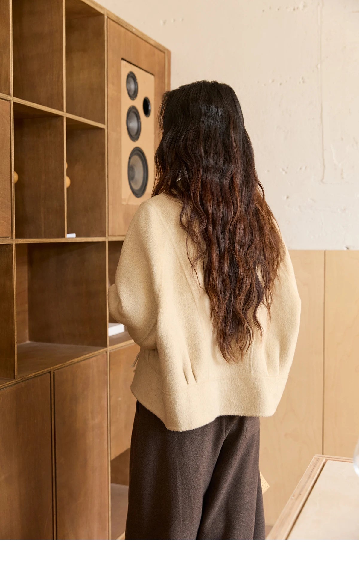 MISHOW 100%Wool Coat for Woman 2025 Winter Retro Apricot Double-faced Butterfly Button Coat Warm Long-sleeved Jacket MXE51W0887