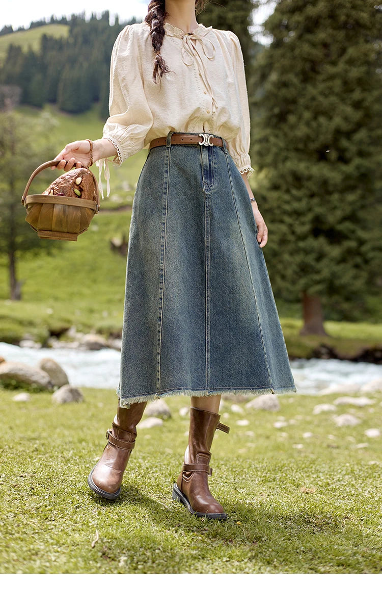 MISHOW Retro Blue Denim Vest Coat 2024 Autumn Sleeveless V Neck Hem Tassels Coat Female Single Breasted Casual Top MXD41W0387