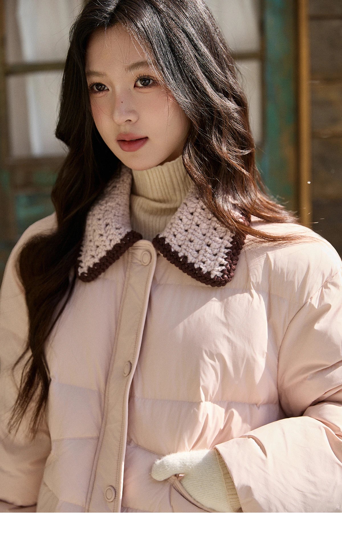 MISHOW Women's Sweet Knitted Lapel Collar Short Down Jacket 2025 Winter White Duck Down Single-Breasted Zipper Coat MXE94Y0094