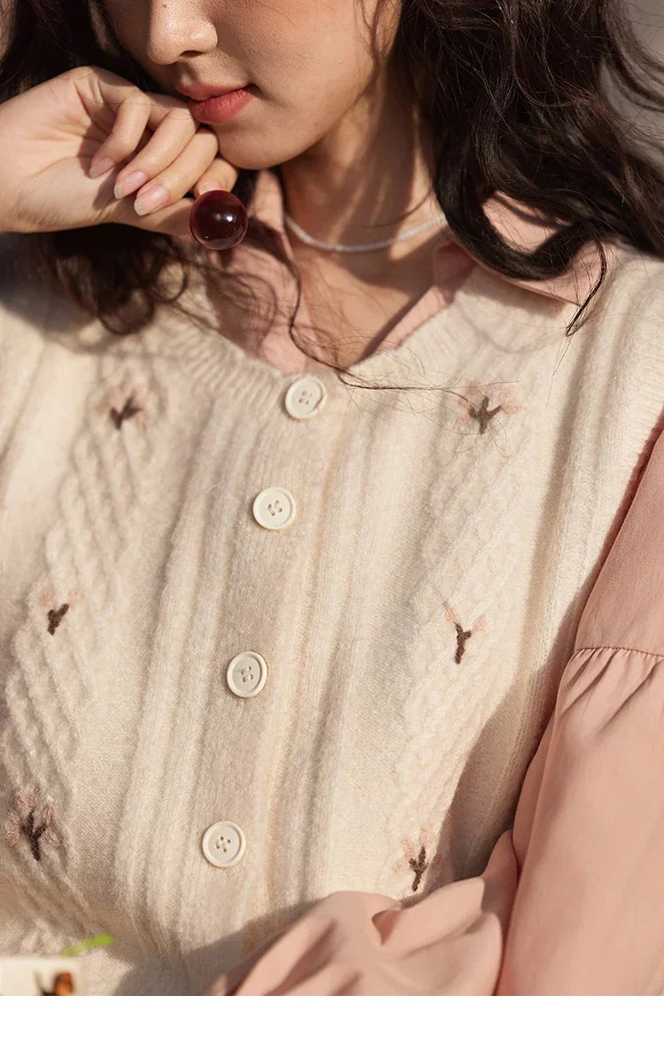 MISHOW 3D Flower Sweet Knitted Vest Women's Spring 2025 New Vintage Loose Casual Sweater Vest Cute Female Tops Korean MXE11Z1077