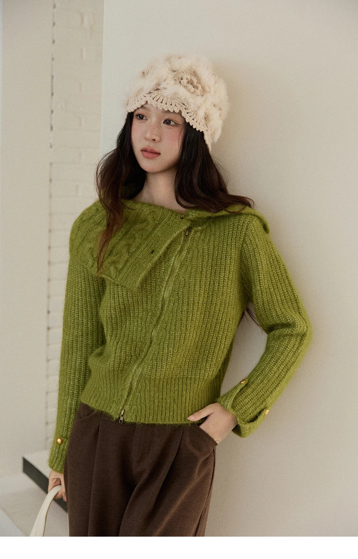 MISHOW Woman Green Sweater 2025 Winter Wool Blend Long-pile Large Lapel Knit Top Loose Design Commute Pullovers MXE90Z2760