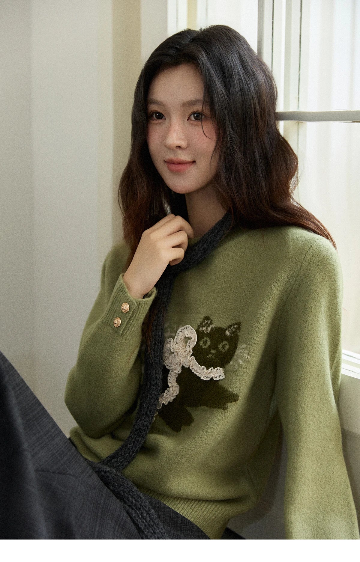 MISHOW Cat Jacquard Pullovers for Woman 2025 Winter Lazy Style Round Neck Three-dimensional Bow Loose Knit Sweater MXE86Z2750