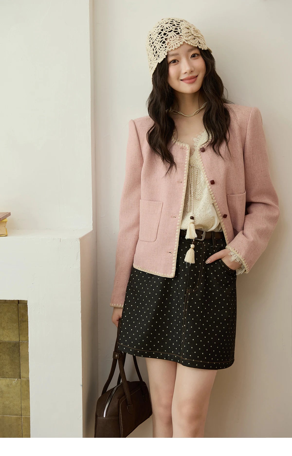 MISHOW Women's Solid Tweed Jacket 2025 Autumn Vintage Commute Round Neck Long Sleeved Short Jackets Woman Clothes MXE44W0812