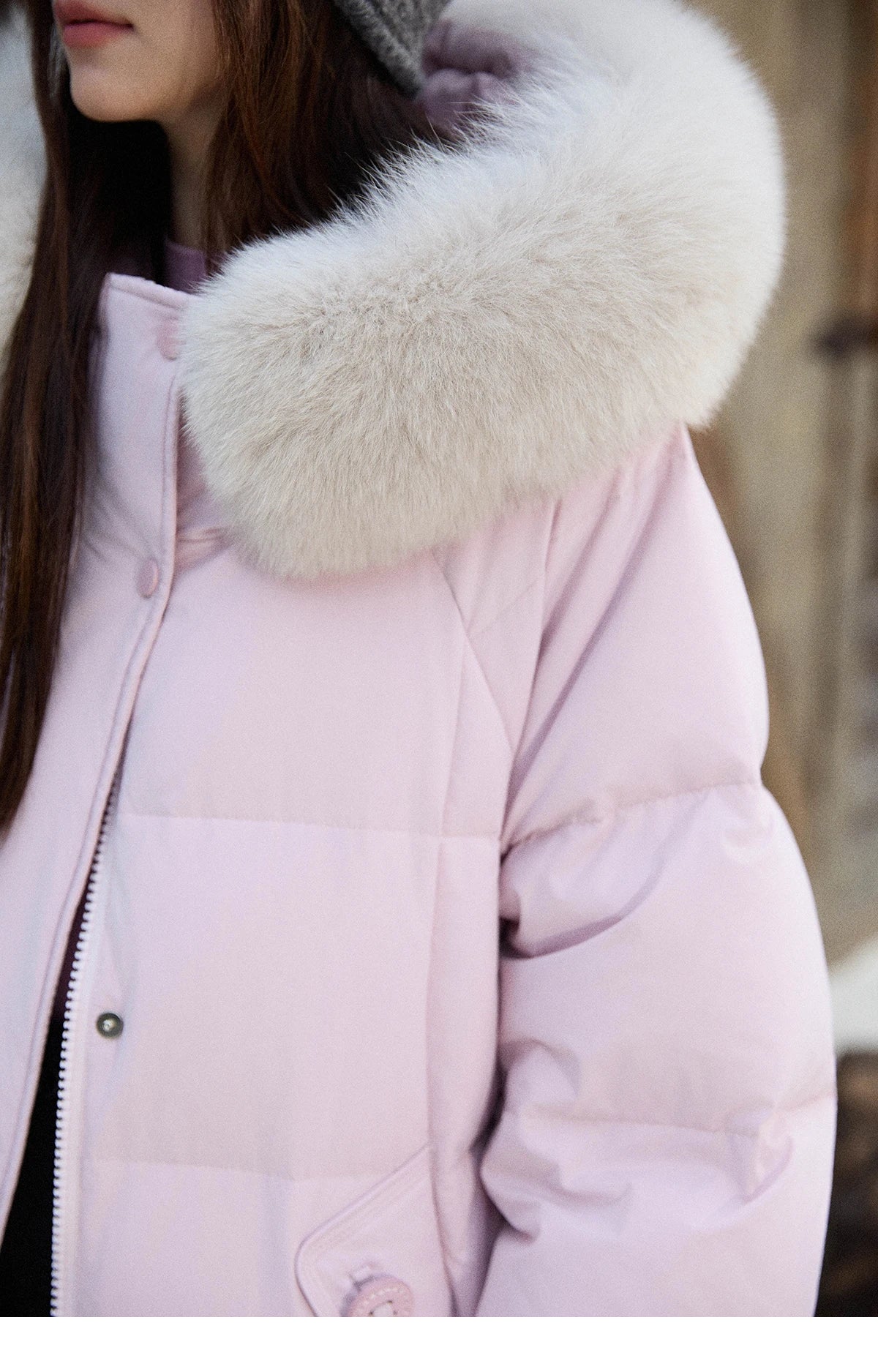 MISHOW Women's Winter Coat with Hood 2025 Fashion Solid Commute Long Down Jacket Windproof Warm Down Coat Luxury MXE51Y0079