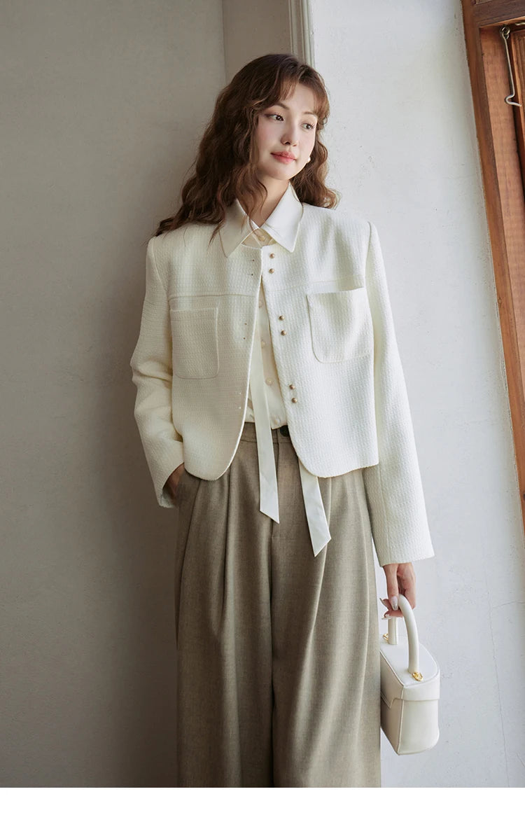 MISHOW Retro Round Neck Coats for Women Spring Autumn Pockets Loose Gold Button Single Breasted Solid Short Jackets MXC44W0072