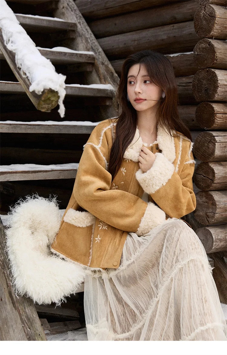 MISHOW Woman Elegant Jacktes 2025 Winter Floral Embroidered Fur Sheath Coat Retro Commute Plush Lapel Warm Short Coat MXE87W0918