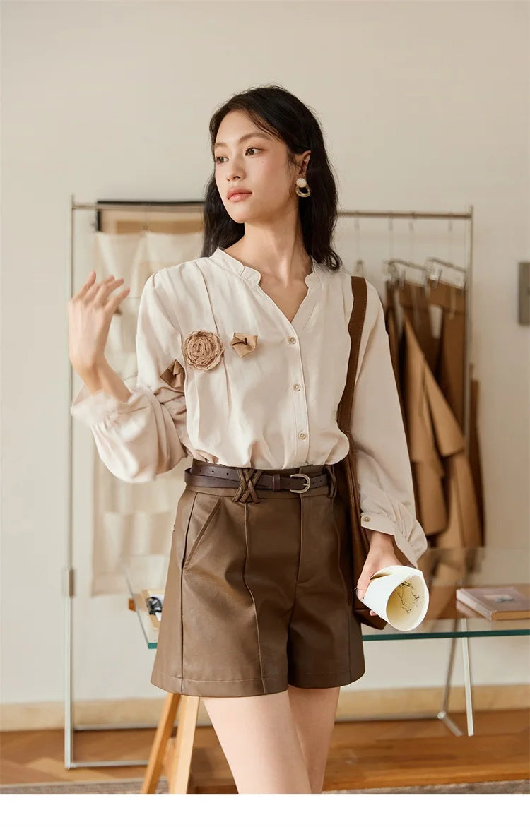 MISHOW Women's PU Leather Shorts Autumn 2025 Slanted Pocket Versatile Short Pants A-line Waist Shorts Excluding Belt MXE48K1086