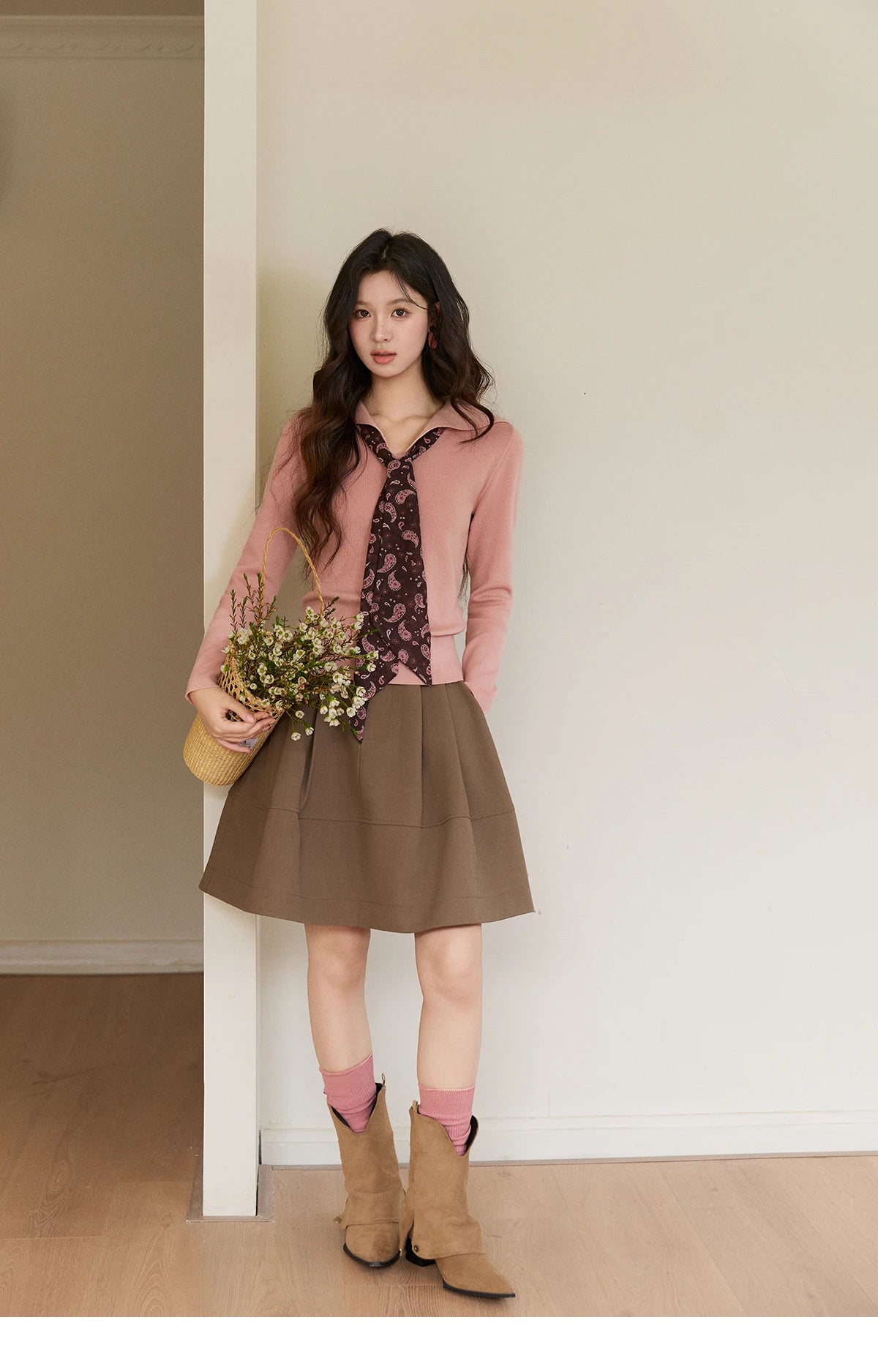 MISHOW Women's Pink V-neck Knitted Top 2026 Spring Polo Neck Detachable Paisley Scarf Thin Tops Casual Slim Sweater MXF108Z1032