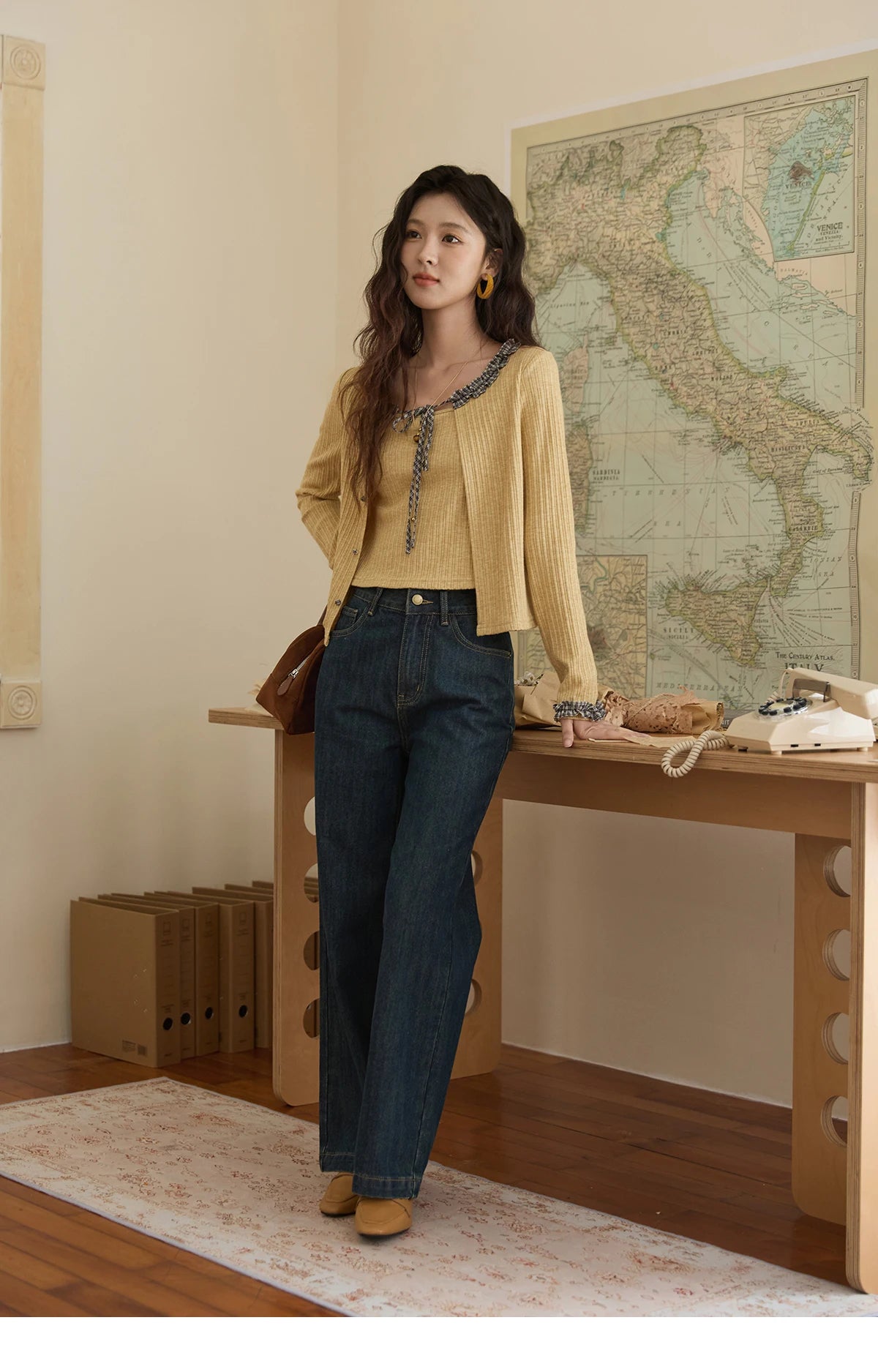 MISHOW Plaid Black Fungus Edge Tied Knitted Sweater for Women Autumn 2025 Pit Striped Knitted Fake Two-piece Top MXE44Z1361