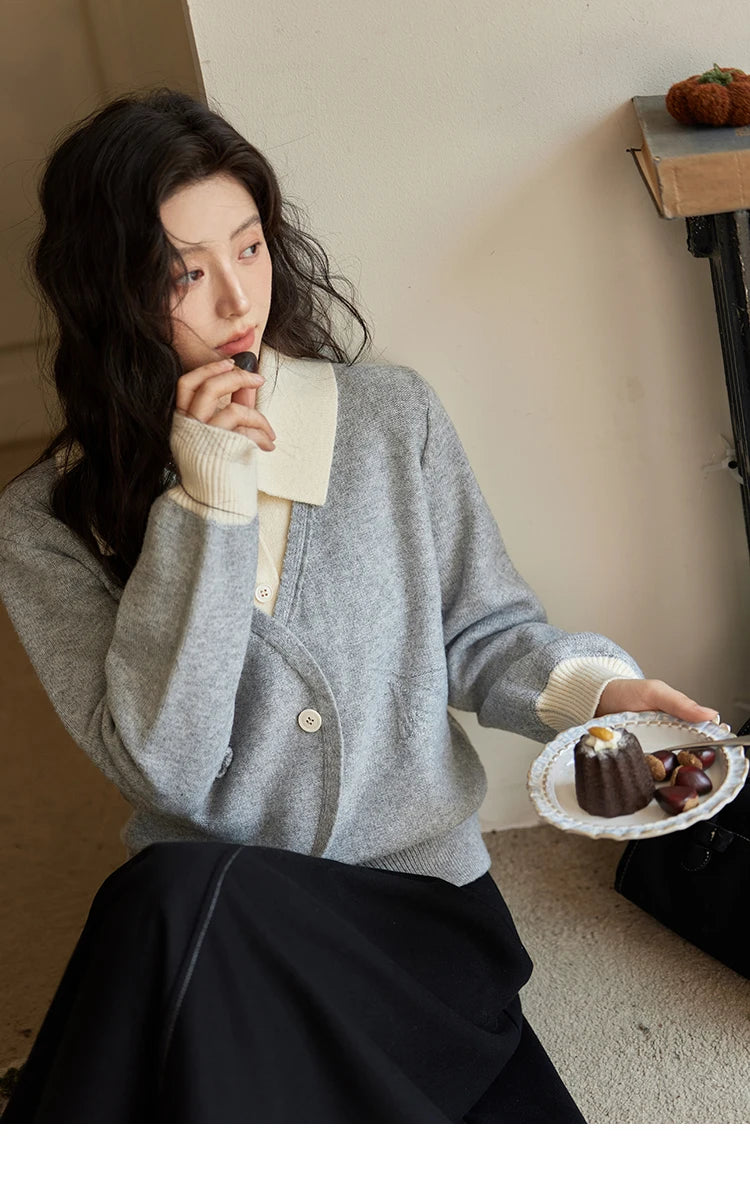 MISHOW Fake Two-piece Sweater Women French Retro Splicing Top 2024 Fall Winter New Korean Design Thin Knitwear MXD46Z0804