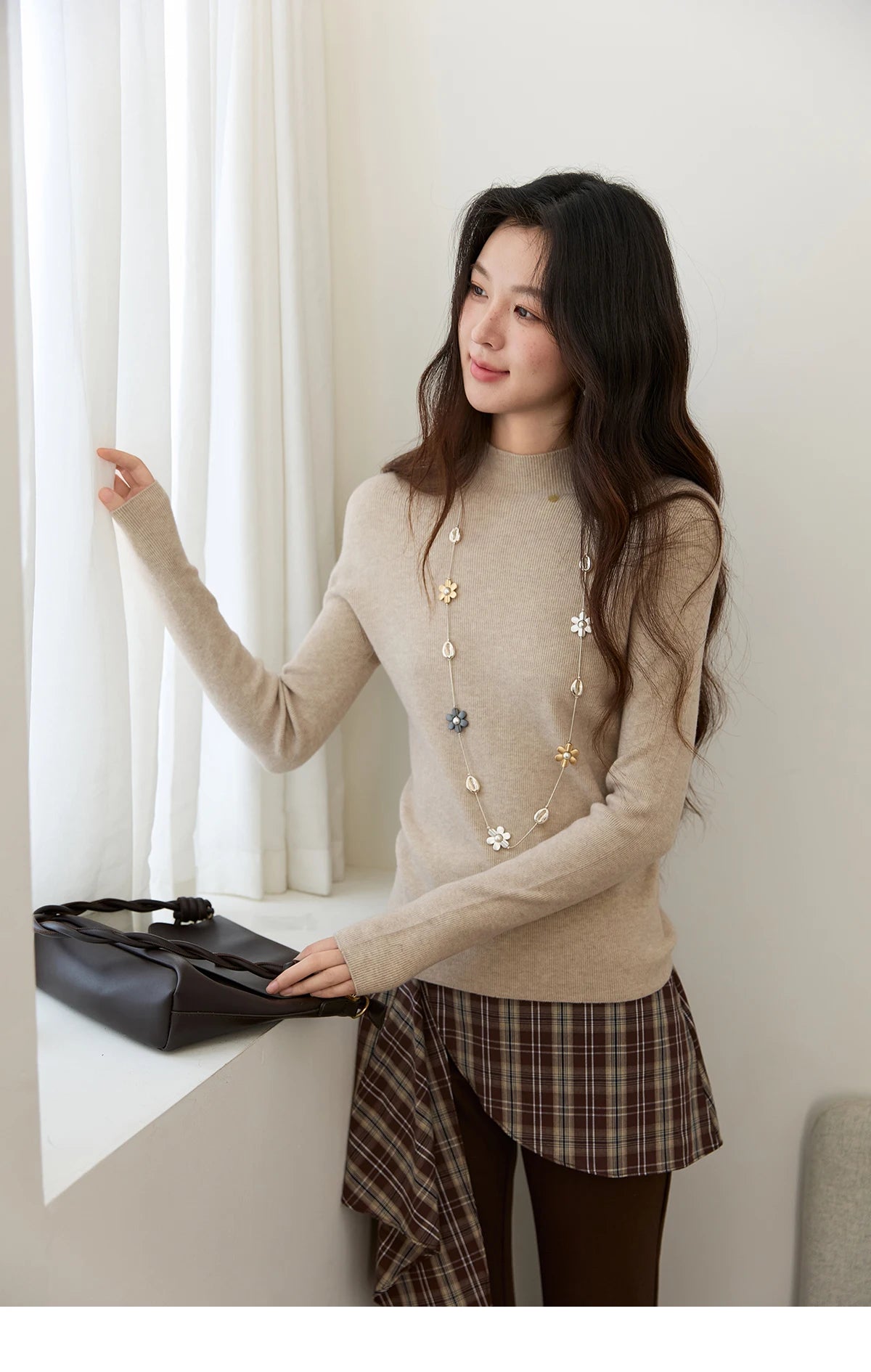 MISHOW Woman Long-sleeved Tops 2025 Autumn Winter Minimalist Mock Neck Knited Top Commute Casual Slim Pullover Woman MXE48Z2583