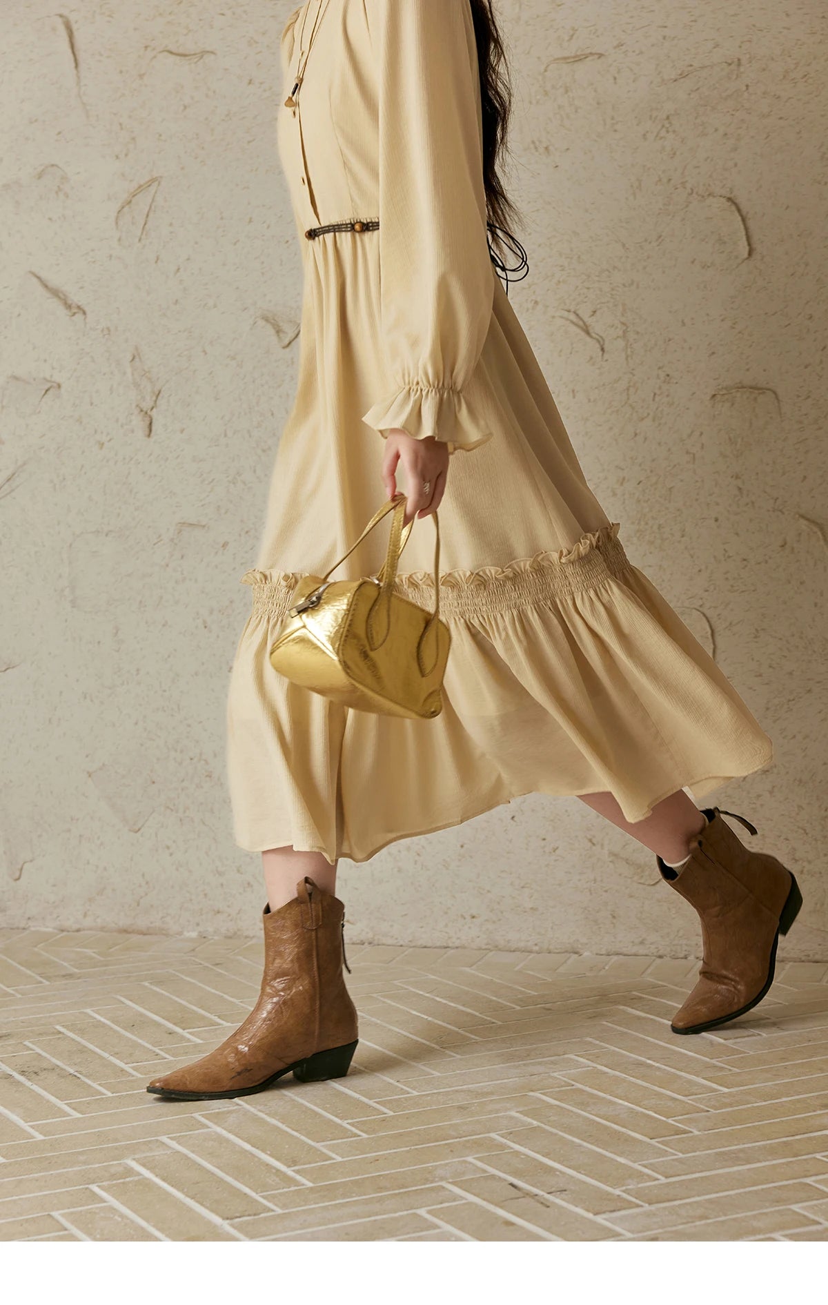 MISHOW French Stand Neck Elasticity Dress 2024 Autumn Waist Elegant A-line Dresses Elastic Lotus Leaf Sleeves Dress MPD42L2036