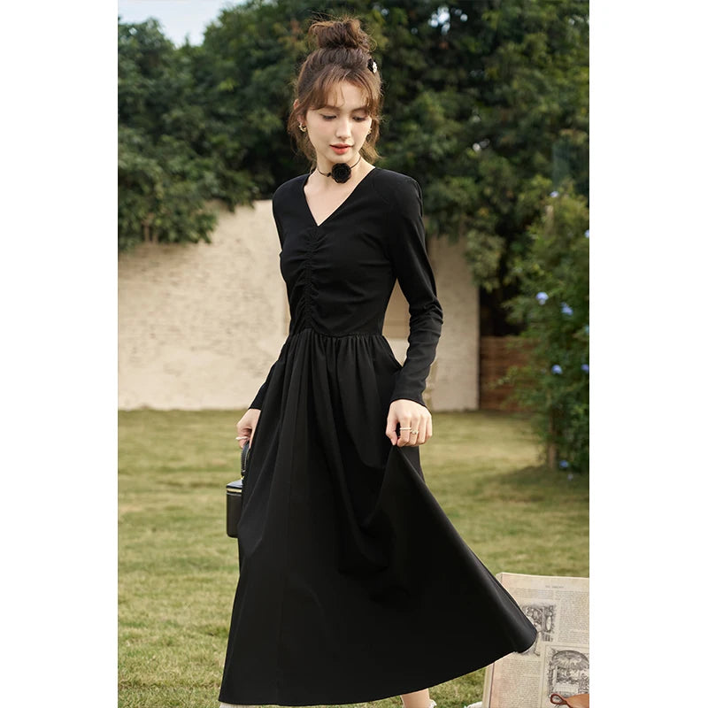 Mishow Black Knitted Smocked V-Neck Dress MXC59L1640